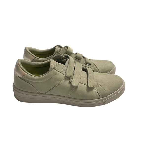 Ryka Viv Classic 2 Sneaker light green suede size 11M - Picture 3 of 11